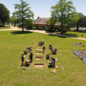 The archaeology team excavates the first five 5' x 5' squares in Smithfield.