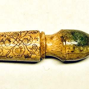 Inscribed bone knife handle